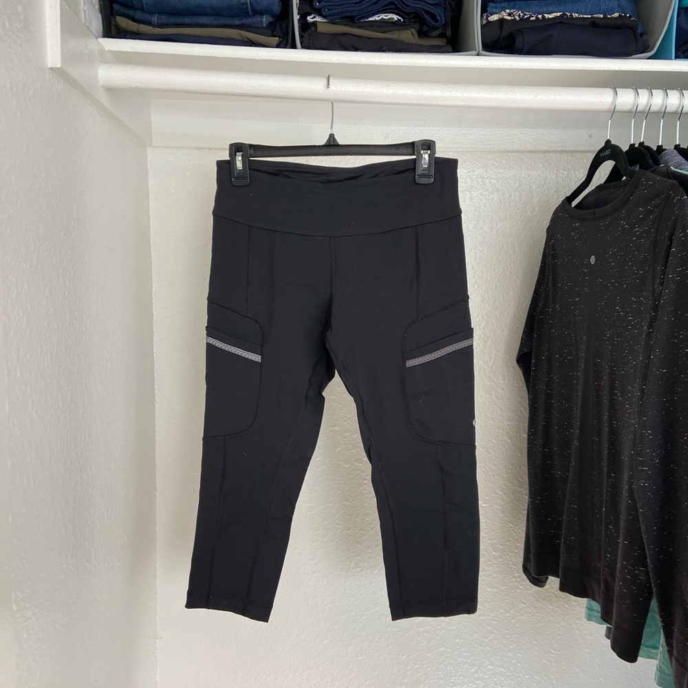 Cropped Lulu Leggings w Reflective Detail